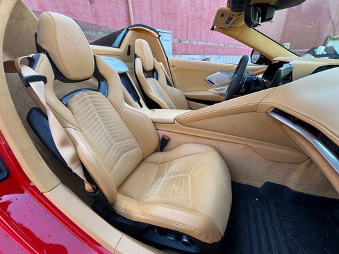 Used 2022 Chevrolet Corvette Stingray Premium Conv w/ Z51 Performance Package RWD image 10