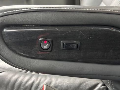 Used 2022 Chevrolet Express 2500 Extended w/ Enhanced Convenience Package RWD image 35