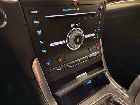 Used 2017 Ford Edge Titanium w/ Equipment Group 301A FWD image 27