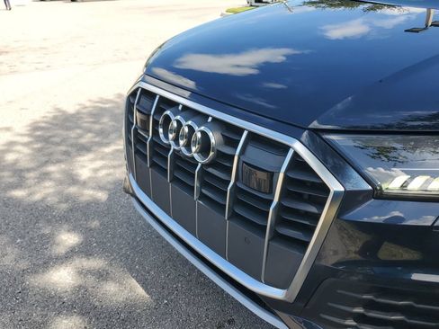 Certified 2023 Audi Q7 2.0T Premium Plus w/ Premium Plus Package AWD/4WD image 11