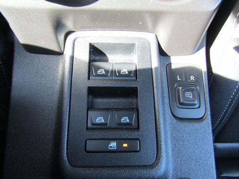Used 2025 Ford Bronco Badlands AWD/4WD image 31