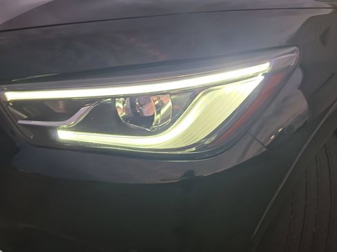 Used 2021 INFINITI QX80 Sensory w/ Cargo Package AWD/4WD image 29