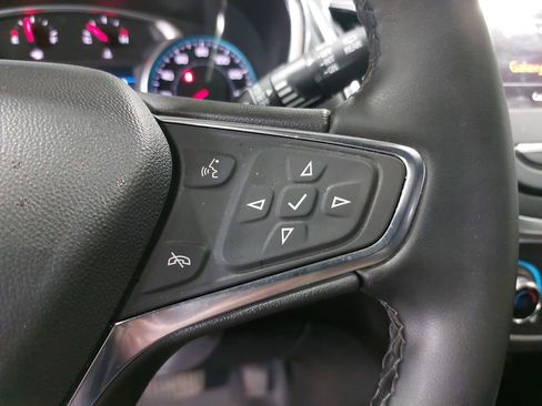 Used 2024 Chevrolet Equinox LT w/ LPO, Floor Liner Package image 18