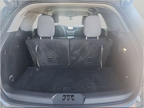 Certified 2023 Ford Explorer XLT w/ Equipment Group 202A image 11