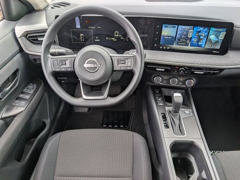 New 2026 Nissan Kicks S FWD image 9