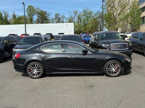 Used 2017 Maserati Ghibli S Q4 AWD/4WD image 10