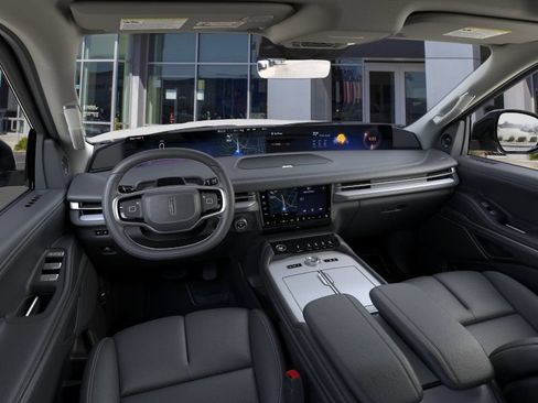 New 2026 Lincoln Navigator Reserve AWD/4WD image 9
