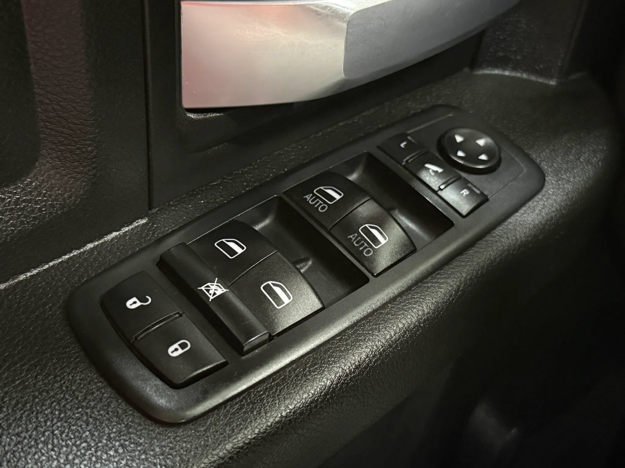 Used 2019 RAM 2500 Tradesman w/ Safety Group AWD/4WD image 23