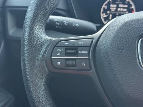 Used 2025 Honda CR-V EX image 25