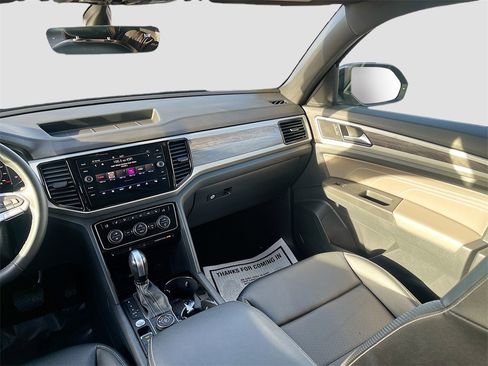 Used 2022 Volkswagen Atlas Cross Sport SE image 23