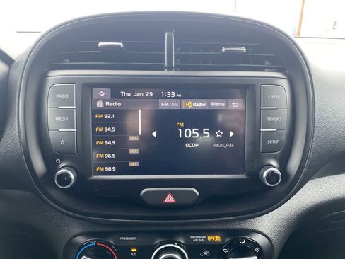 Used 2024 Kia Soul LX w/ Option Group 015 image 16