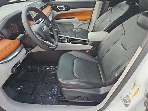 Certified 2023 Jeep Compass Limited AWD/4WD image 14