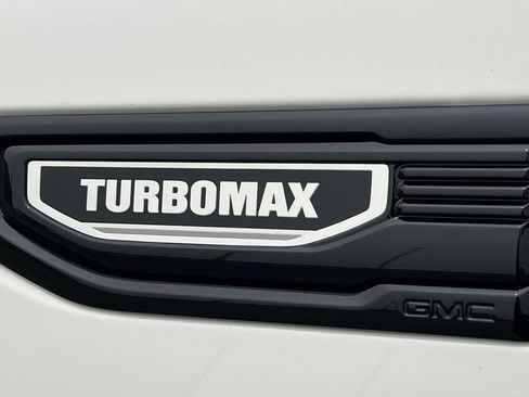 New 2026 GMC Sierra 1500 Elevation AWD/4WD image 13