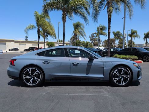 Used 2024 Audi e-tron GT Premium Plus w/ Performance Package AWD/4WD image 11