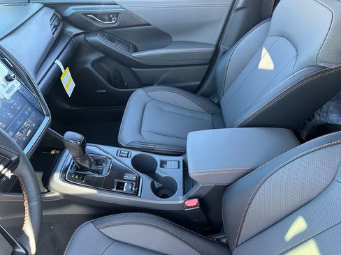 New 2026 Subaru Crosstrek 2.5i Limited w/ Crosstrek Mirror Package image 11