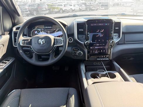New 2026 RAM 1500 Big Horn AWD/4WD image 30