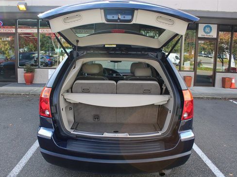 Used 2005 Chrysler Pacifica Touring image 24