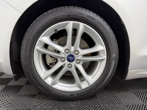 Used 2018 Ford Fusion S FWD image 11