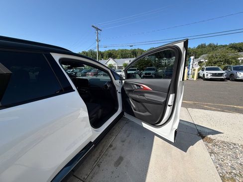 Used 2024 Chevrolet Equinox EV RS FWD image 62