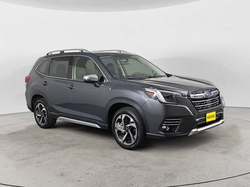 Certified 2024 Subaru Forester Touring AWD/4WD image 3