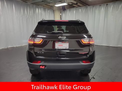 Used 2022 Jeep Compass Trailhawk w/ Trailhawk Elite Group AWD/4WD image 7