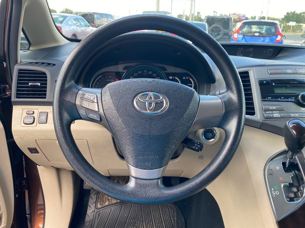 Used 2009 Toyota Venza w/ Convenience Pkg FWD image 27