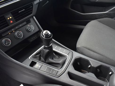 Used 2020 Volkswagen Jetta S image 9