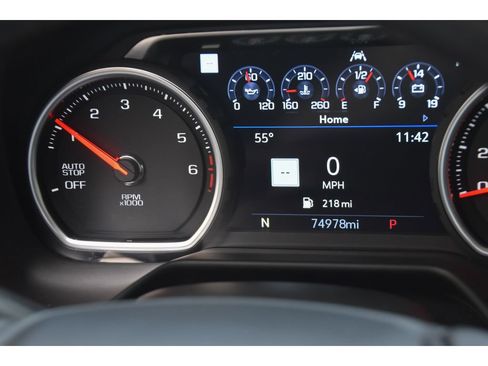 Used 2021 Chevrolet Suburban High Country w/ Premium Package image 19