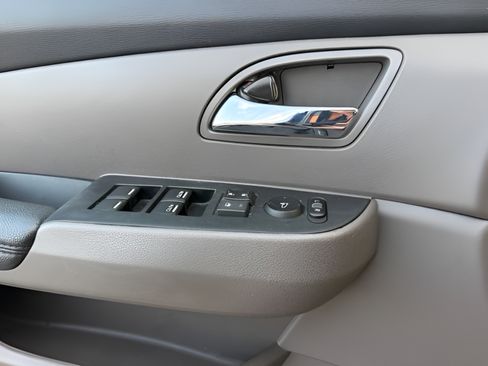 Used 2017 Honda Odyssey EX-L image 18