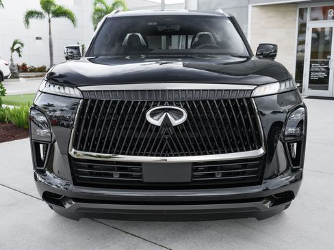 Certified 2026 INFINITI QX80 Autograph w/ Premium Cargo Package AWD/4WD image 5
