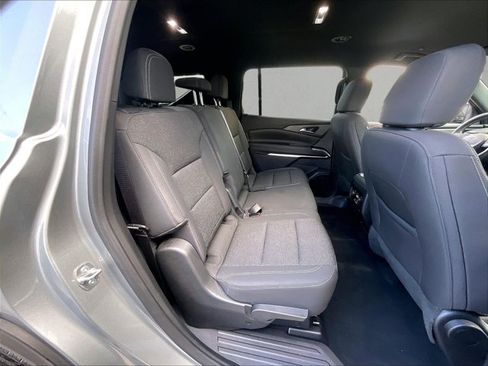 Used 2024 Chevrolet Traverse LS w/ Midnight/Sport Edition FWD image 29