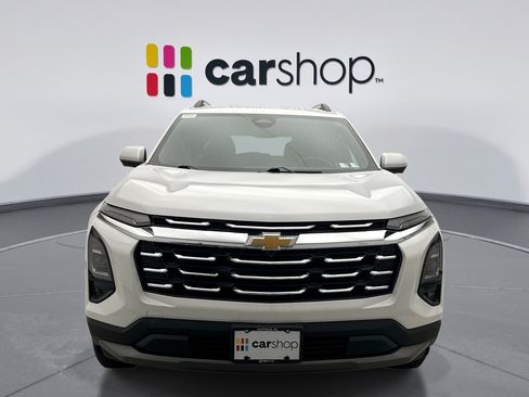 Used 2025 Chevrolet Equinox LT w/ Convenience Package II AWD/4WD image 8
