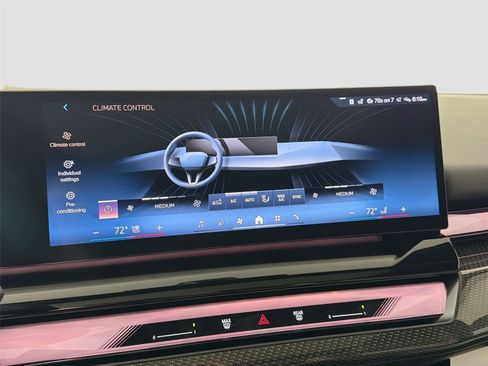 New 2026 BMW 550e xDrive w/ Executive Package image 15