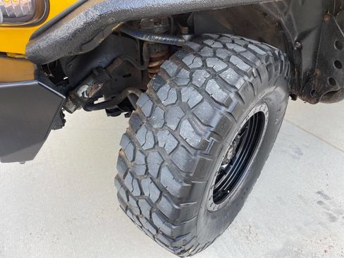 Used 2007 Toyota FJ Cruiser Base 4dr SUV 4WD (4L V6 6M) image 17