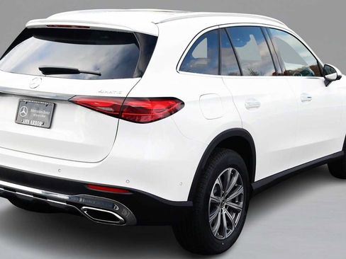 Used 2026 Mercedes-Benz GLC 300 4MATIC image 5