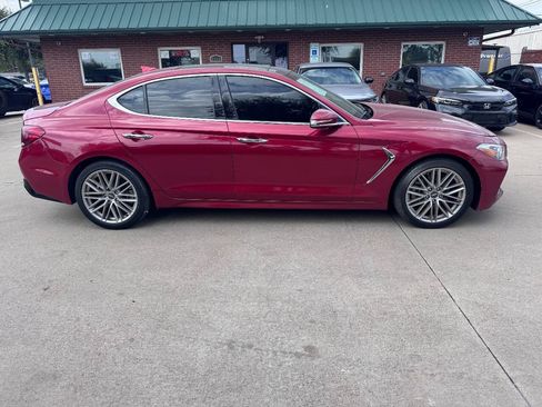 Used 2021 Genesis G70 2.0T w/ Elite Package RWD image 3