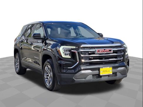 Used 2025 GMC Terrain Elevation image 3