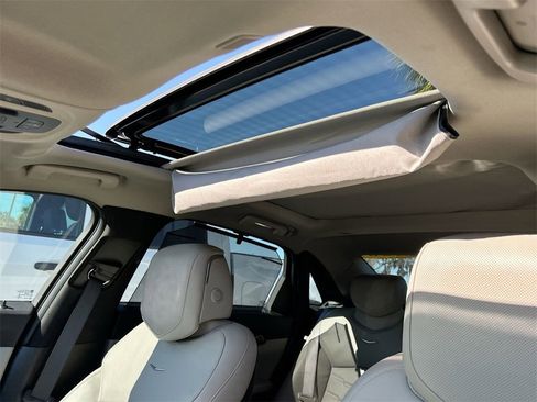 Used 2018 Cadillac CT6 Luxury image 27