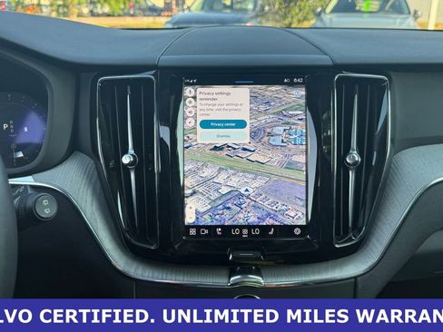 Certified 2025 Volvo XC60 B5 Plus AWD/4WD image 22