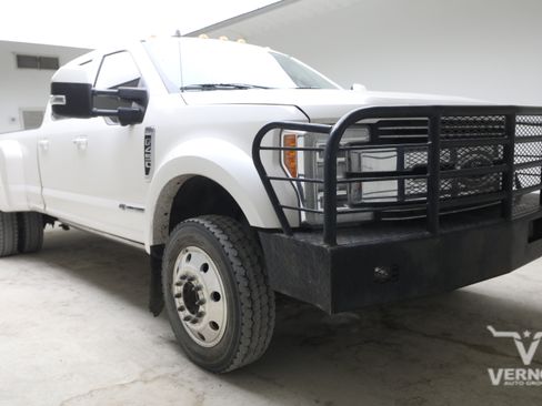 Used 2019 Ford F450 Lariat w/ Lariat Ultimate Package AWD/4WD image 6