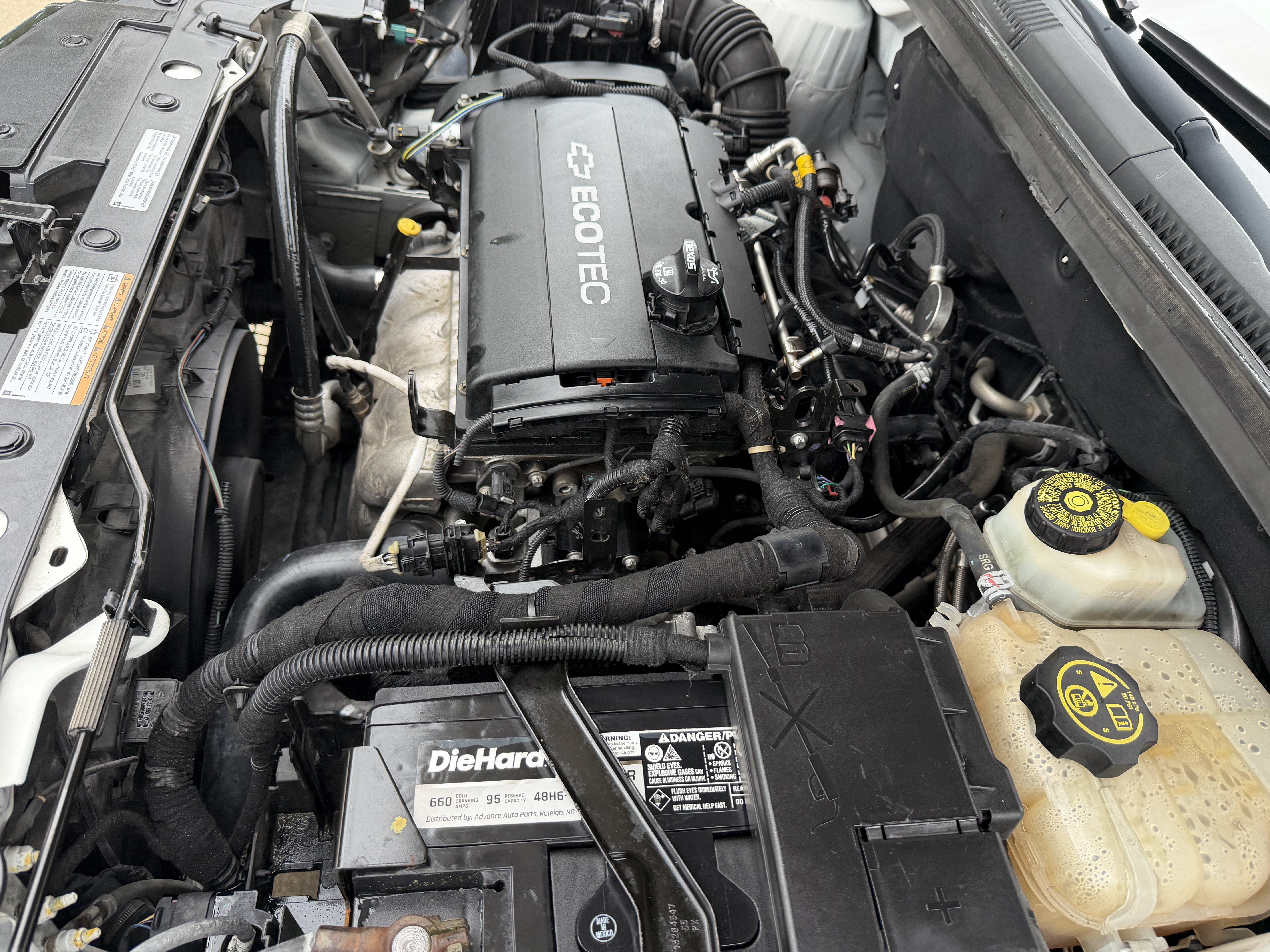 Used 2016 Chevrolet Cruze LS FWD image 39