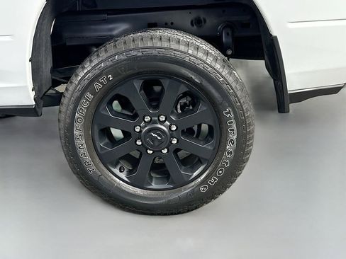 Used 2024 RAM 2500 Tradesman w/ Chrome Appearance Group AWD/4WD image 34