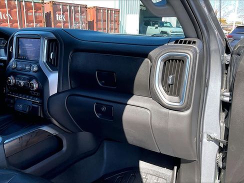 Used 2020 GMC Sierra 1500 SLT image 18
