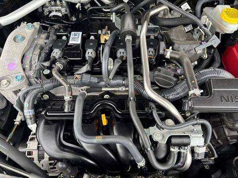 Used 2025 Nissan Sentra S FWD image 27