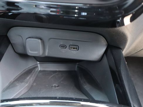 New 2026 Chevrolet Trax LT w/ Sunroof Package FWD image 15