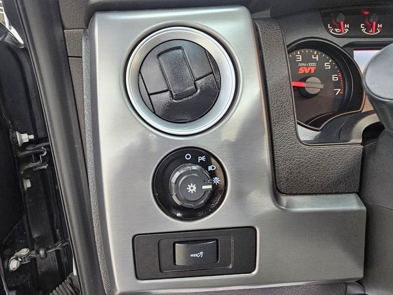 Used 2014 Ford F150 Raptor w/ Equipment Group 801A Luxury AWD/4WD image 38