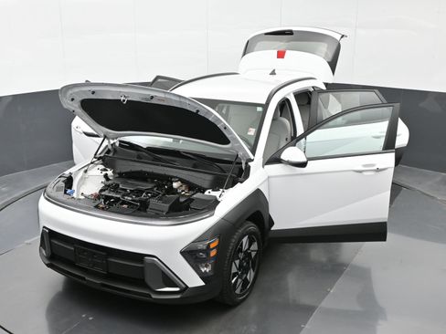 Certified 2024 Hyundai Kona SEL FWD image 46