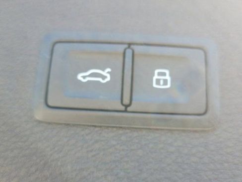 Used 2022 Audi SQ5 Premium Plus w/ Premium Plus Package image 13