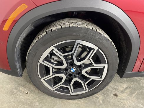 Certified 2025 BMW X2 xDrive28i w/ Convenience Package image 25