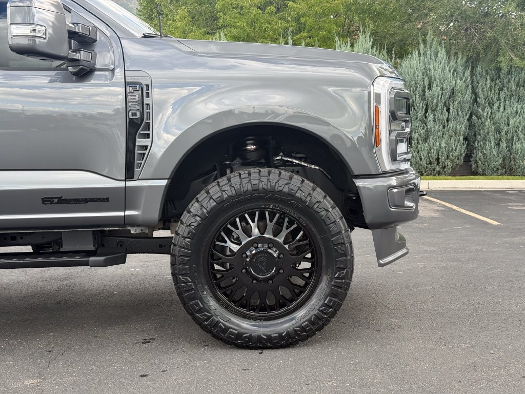 Used 2026 Ford F350 Lariat AWD/4WD image 6